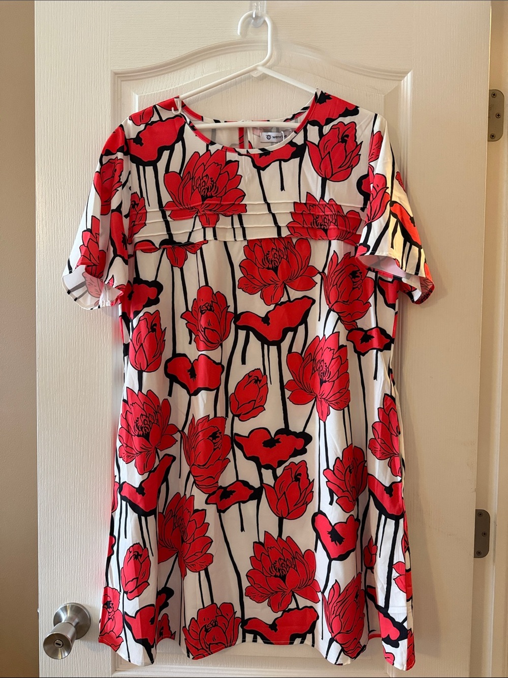 Red Floral Short Sleeve Shift Dress